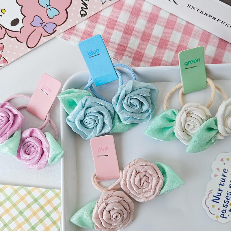 This cute double ponytail rose hair accessory for children's ponytail, with high elasticity and no trace, is made of simple fabric Application Scenario