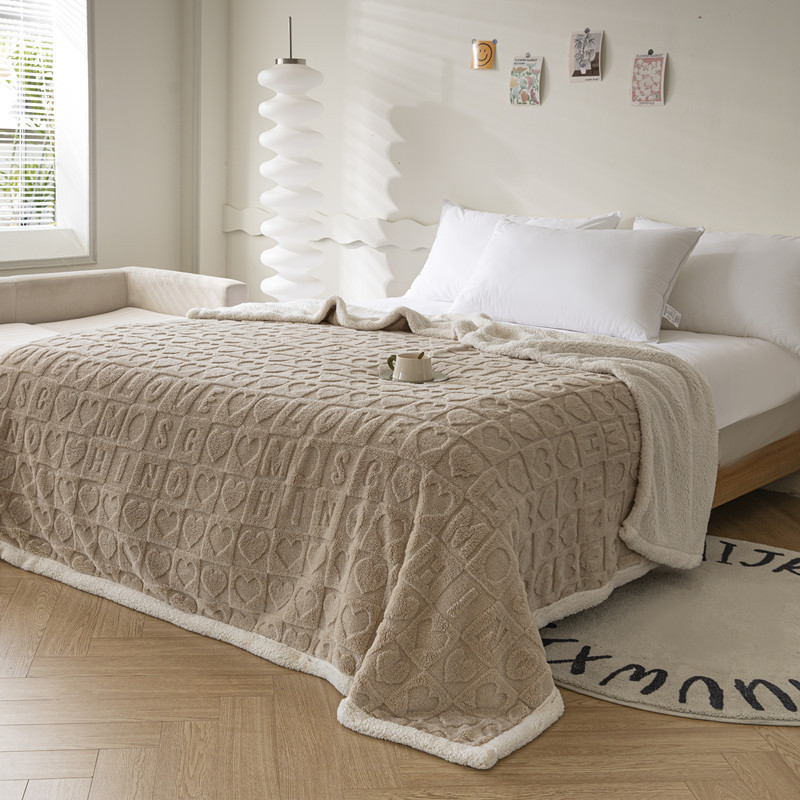 DB Home Textiles Winter Thickened Double-layer jacquard flannel blanket, Nordic-style heart-shaped Tave fleece cotton fleece blanket wholesale