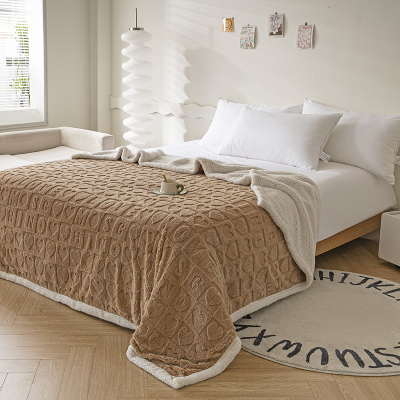 DB Home Textiles Winter Thickened Double-layer jacquard flannel blanket, Nordic-style heart-shaped Tave fleece cotton fleece blanket wholesale Specification image