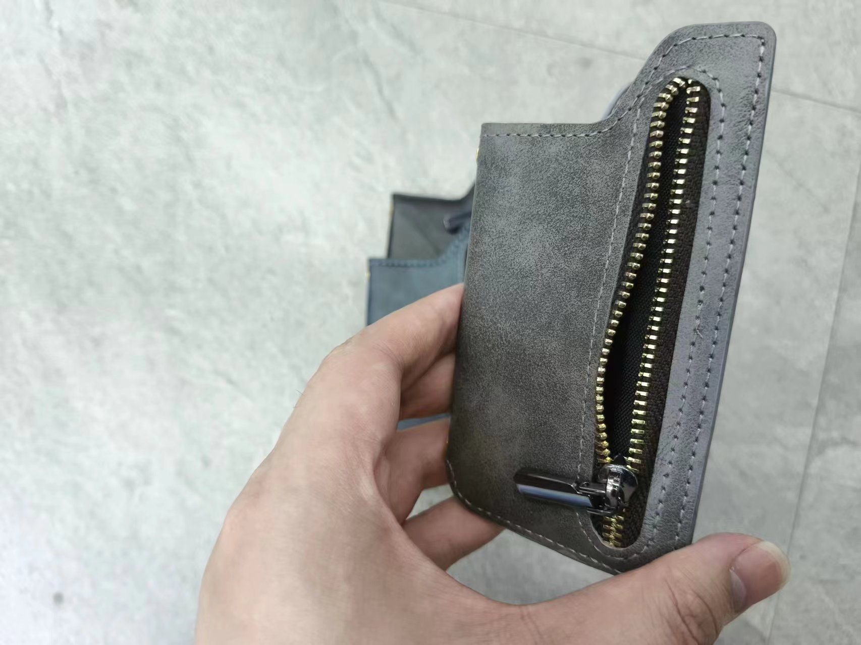 Back sticker multi-functional leather-textured card case Item Picture