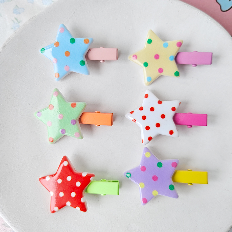 Korean version cute five-pointed star polka dot children's hair clip, sweet candy-colored star clip, bb clip, broken hair edge clip, hair accessory Specification image