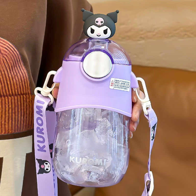 The new J63-125 high-appearanceess-level violent bear cup is a cute plastic straw water cup for summer that is popular among Japanese students Application Scenario