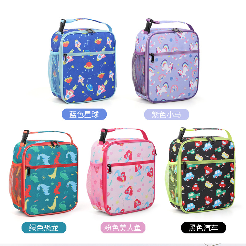 This is a best-selling product in foreign trade, a children's cartoon lunch bag that can be crossed diagonally. It has a large capacity and is a hand-held insulated bag for students to carry food when going out Item Picture