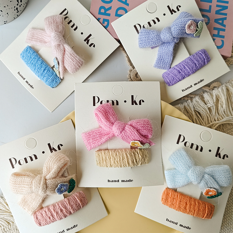 New sweet and cute chanel-style bow, flower-embroidered hair clips, children's fabric, girls' fringe, seaside clips, BB clips details Picture