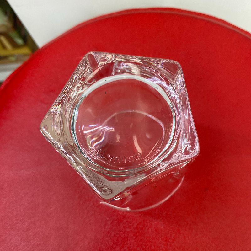 玻璃杯实物图