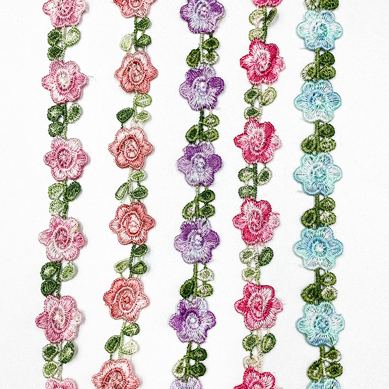 Wholesale of water-soluble embroidery in multiple colors for straw hats, lace accessories, collar and cuff lace, ethnic lace, lace, embroidery lace Application Scenario