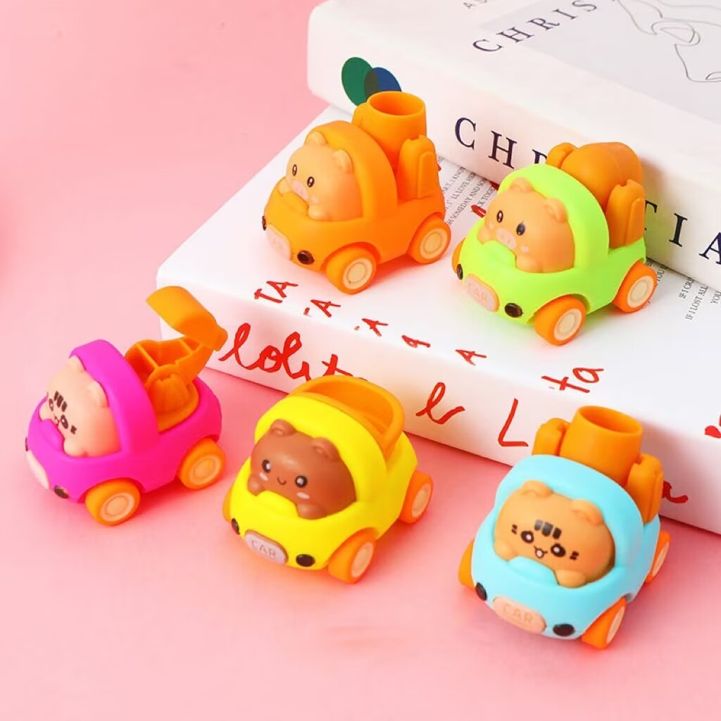 5 cute little bear practical multi-functional rebound engineering toy cars, plastic toys and educational toys