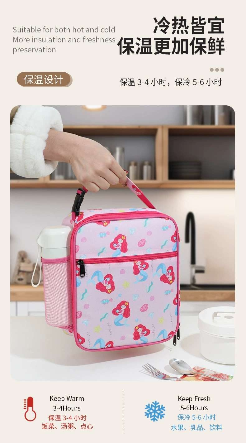 This is a best-selling product in foreign trade, a children's cartoon lunch bag that can be crossed diagonally. It has a large capacity and is a hand-held insulated bag for students to carry food when going out detail image 12