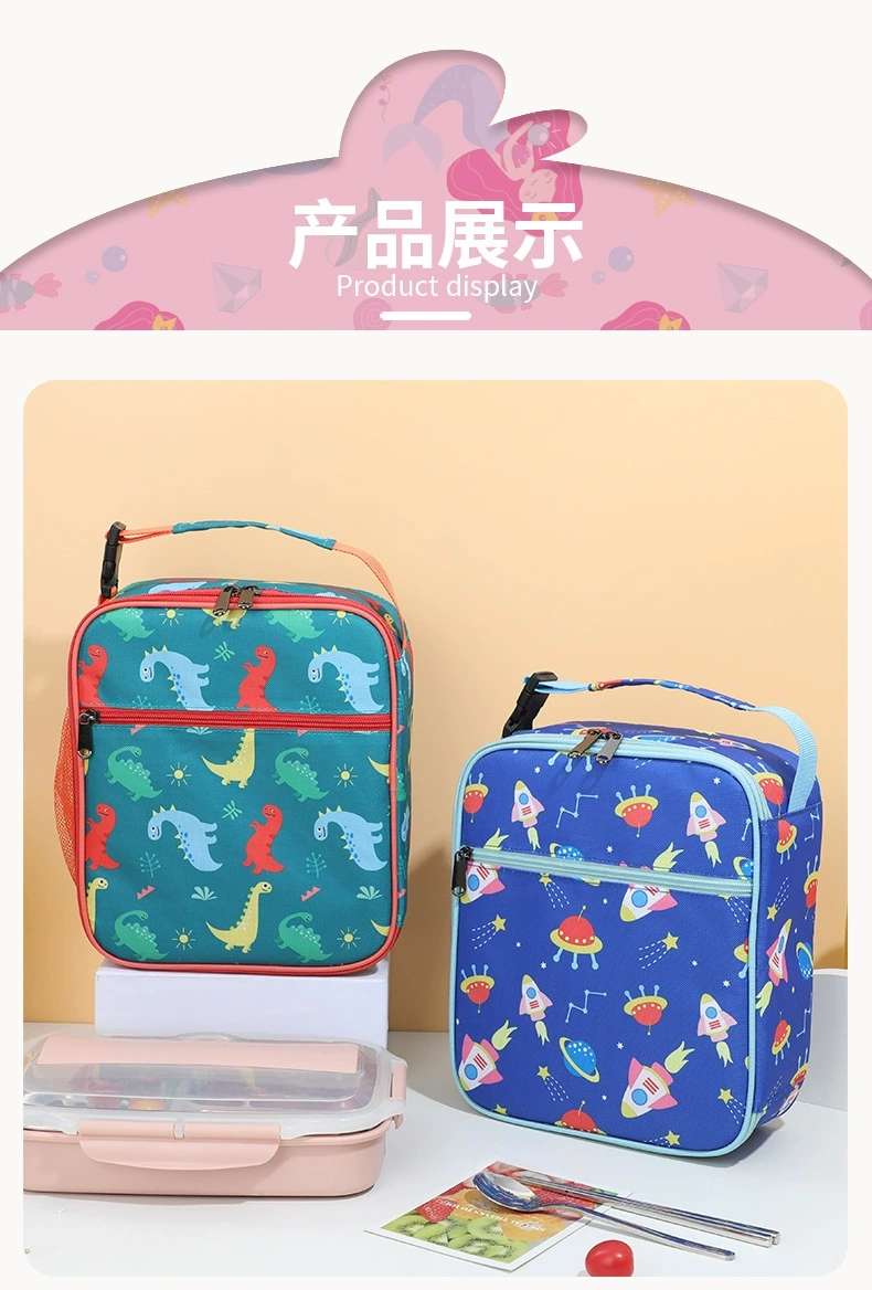 This is a best-selling product in foreign trade, a children's cartoon lunch bag that can be crossed diagonally. It has a large capacity and is a hand-held insulated bag for students to carry food when going out detail image 5