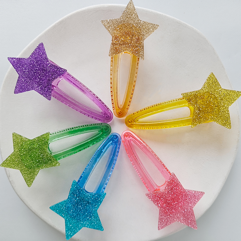 The new bright pink Y2K star sequined duckbill clip is a children's fashionable, versatile and cute five-pointed star hair clip and accessory details Picture