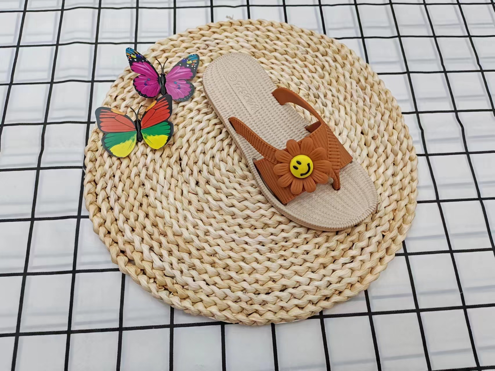 Moda de verano girasol exterior desgaste clip pie cool slippers Specification image