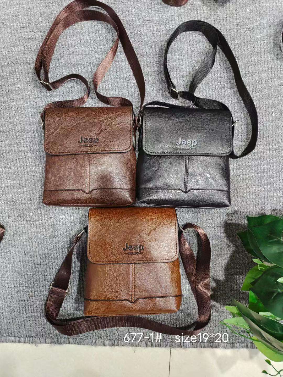 Men's single-shoulder crossbody bag