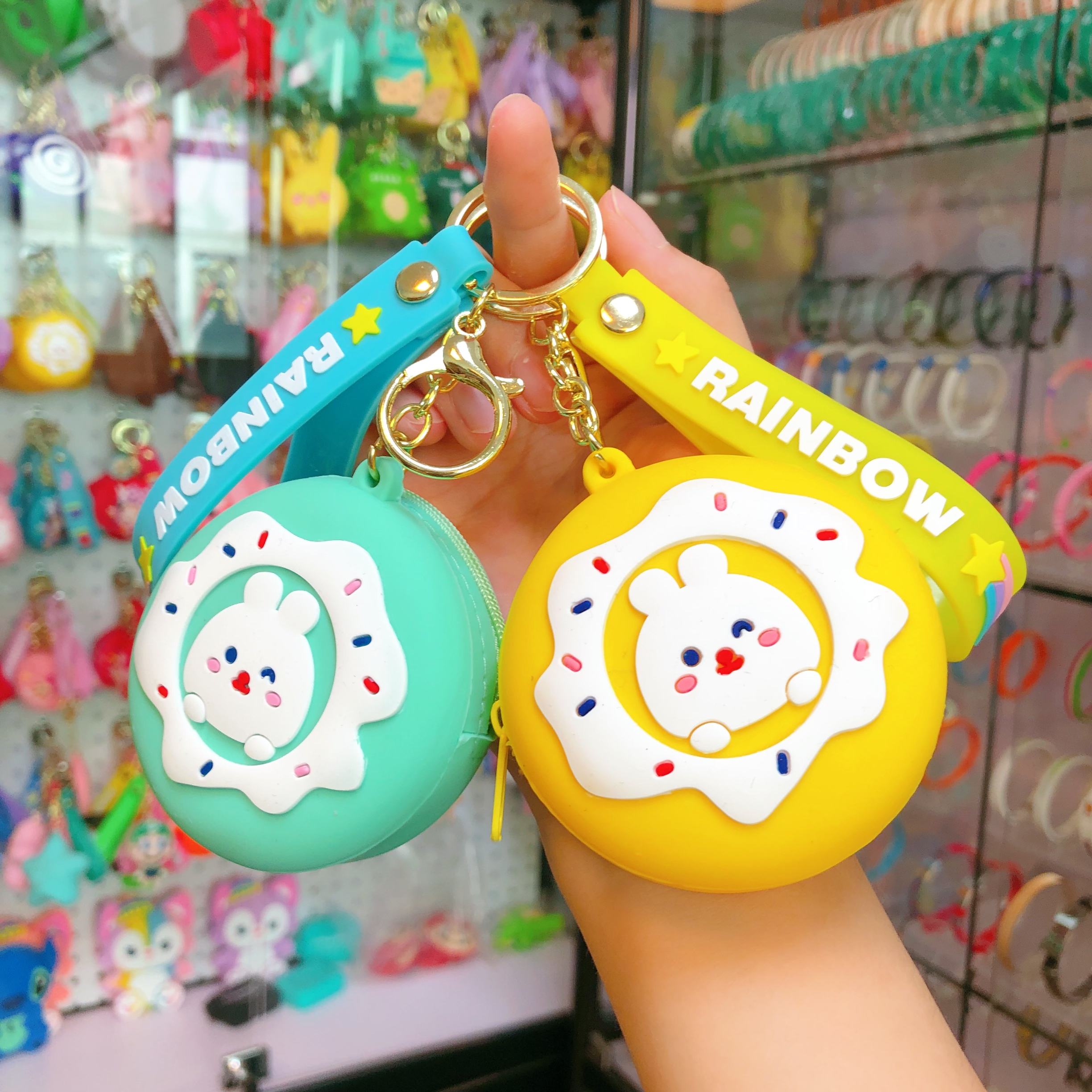 Wholesale of doughnut silicone coin purse pendants, children's mini wallet card cases, student schoolbag pendants, keychains details Picture