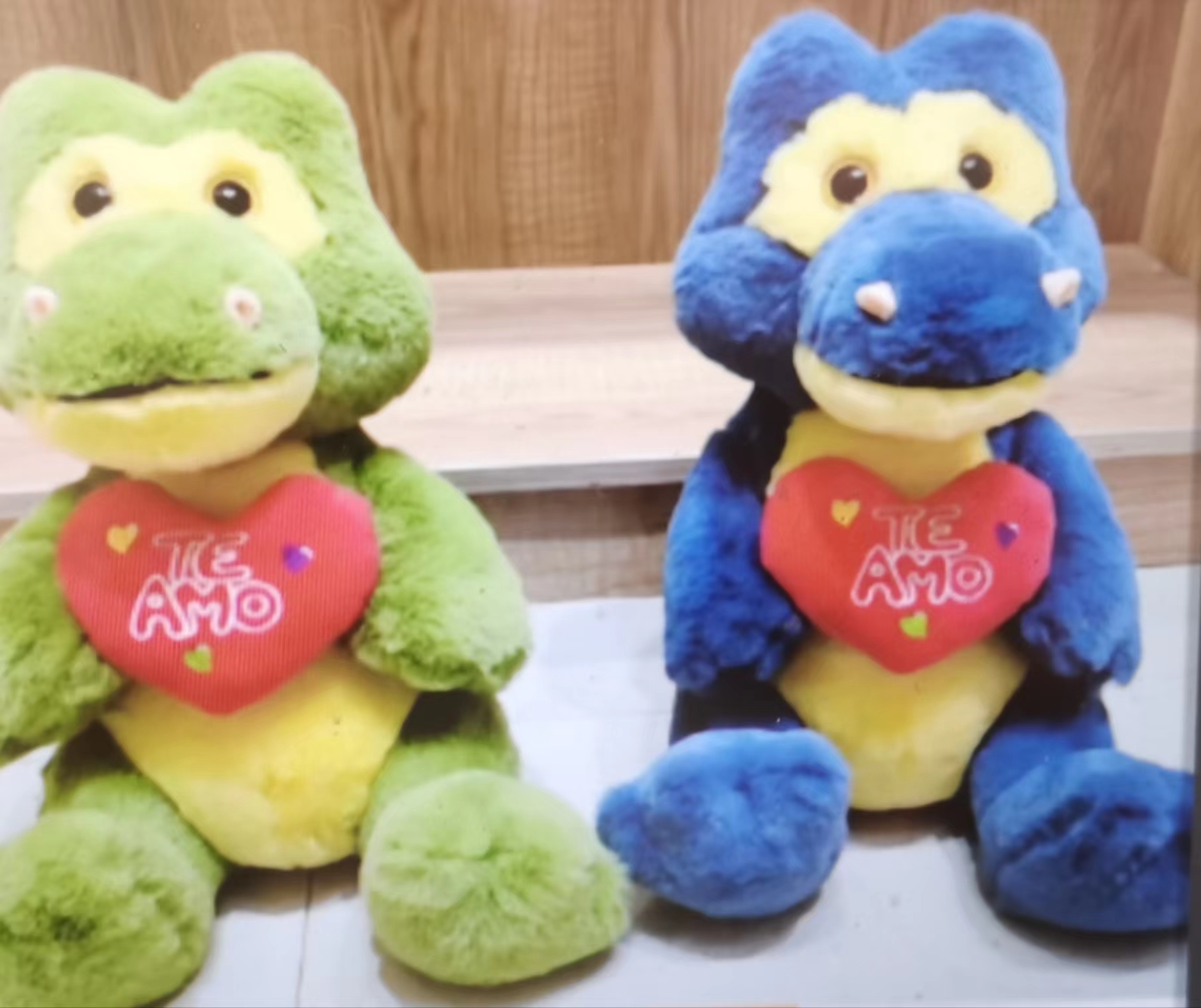 The mascot of the doll enterprise can be made into a cloth doll, a loving crocodile, a pillow, a gift, a plush toy details Picture