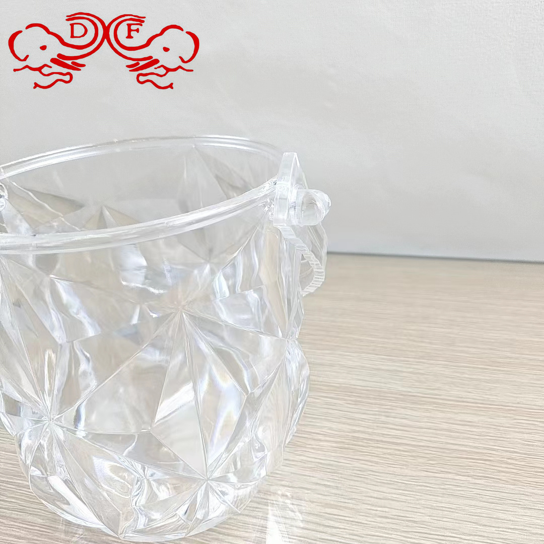 DF99338 acrylic ice bucket, bar, KTV plastic ice bucket, transparent diamond ice granule bucket, Champagne bucket, Beer bucket, DF TRADINGHOUSE Application Scenario