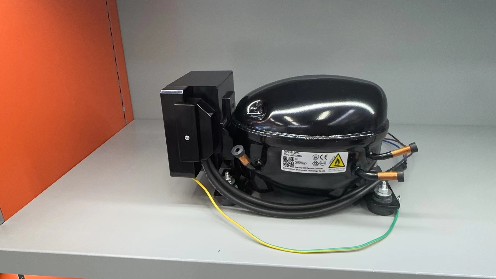 Direct sale of refrigeration compressors, variable frequency compressors, R134A refrigerant, and refrigerator compressors details Picture