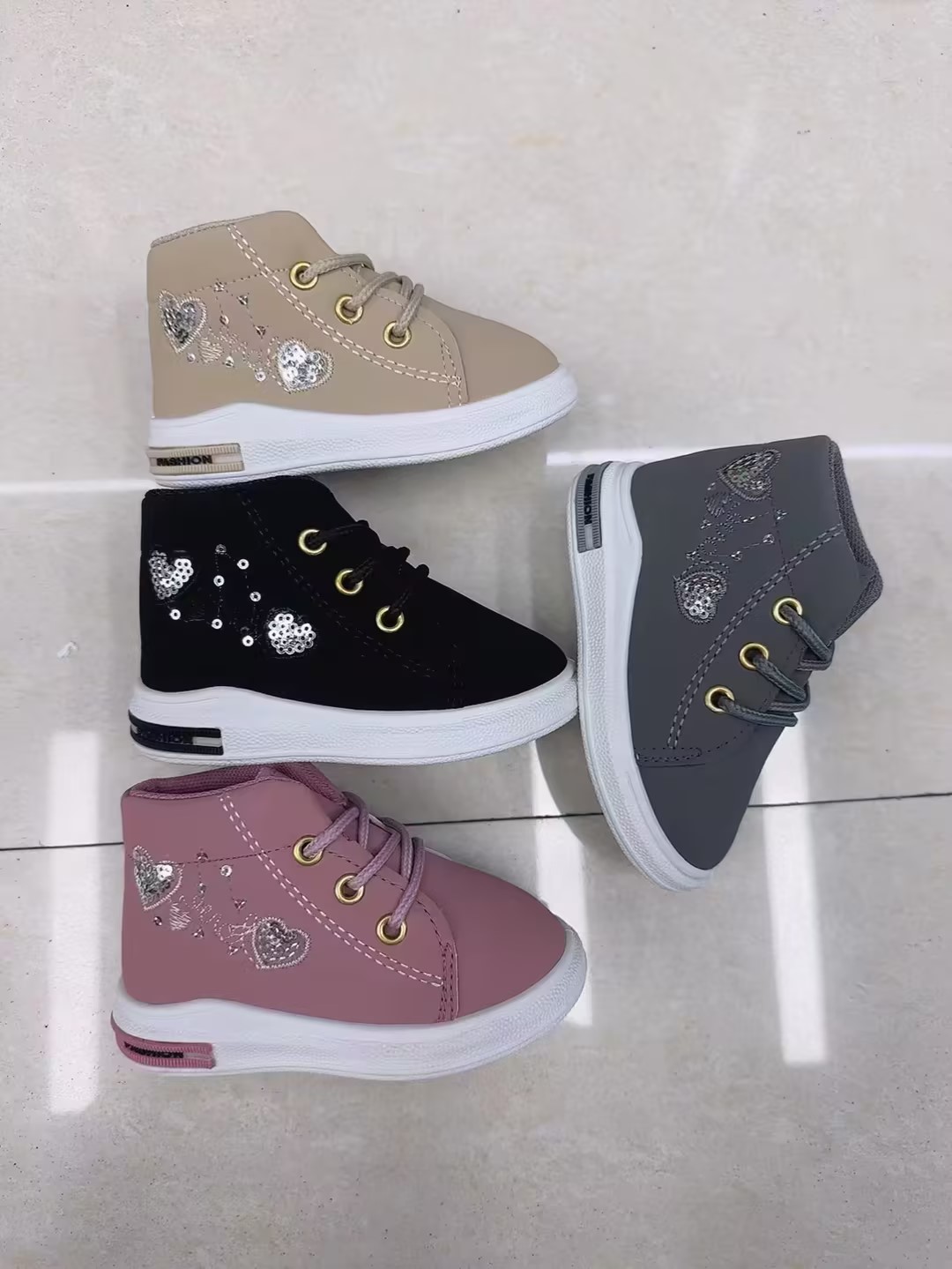 童运动鞋 登山款 小孩户外鞋子 童鞋 库存处理 透气耐磨防滑鞋子童鞋