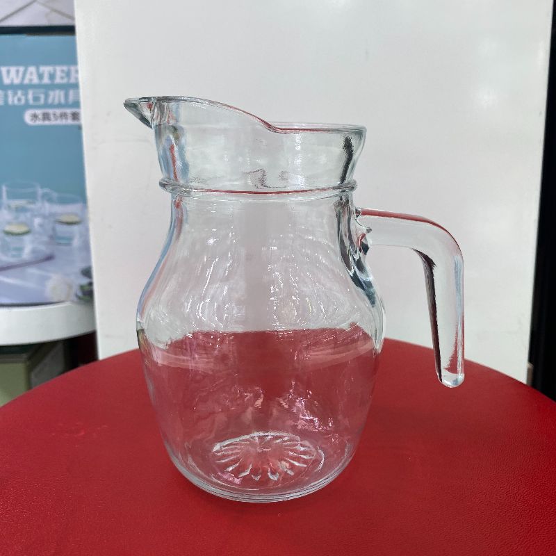 调酒器实物图