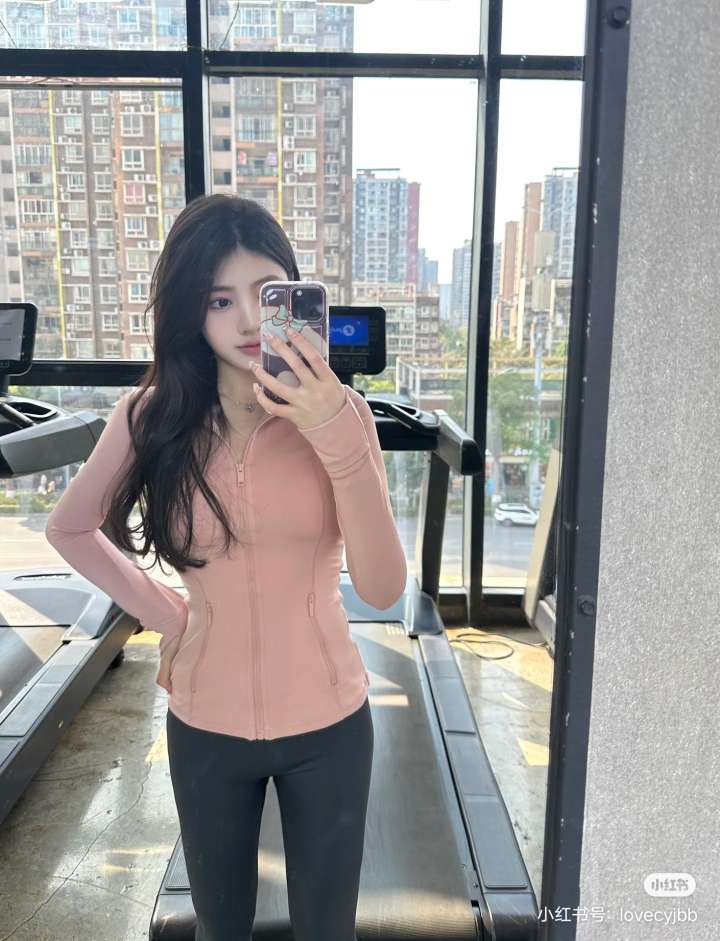 lulu瑜伽服女紧身服 运动户外健身服饰 瑜伽练功必备服装 舒适透气运动服