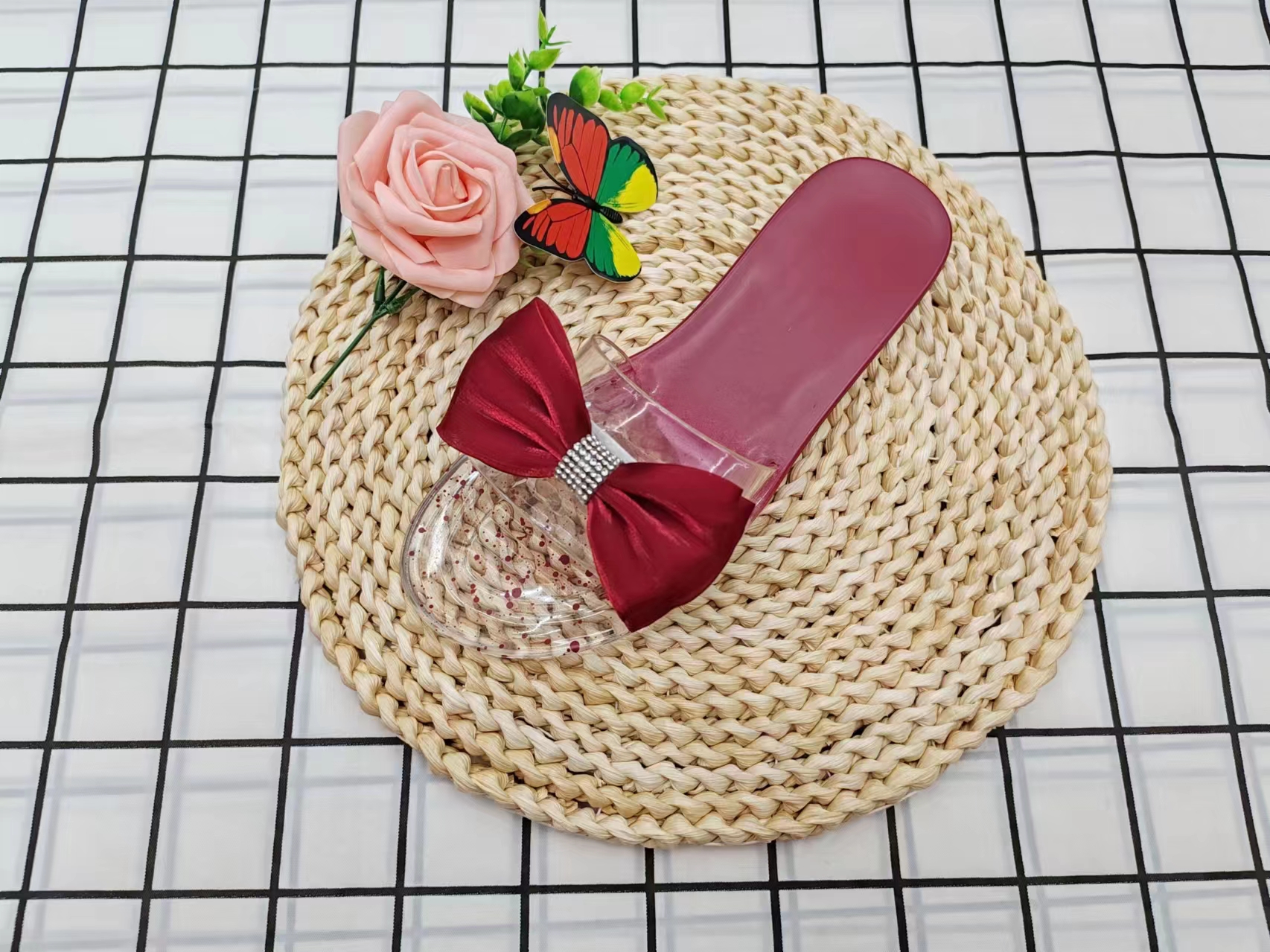 Summer fashion gradient outerwear bow-shaped flip-flops details Picture