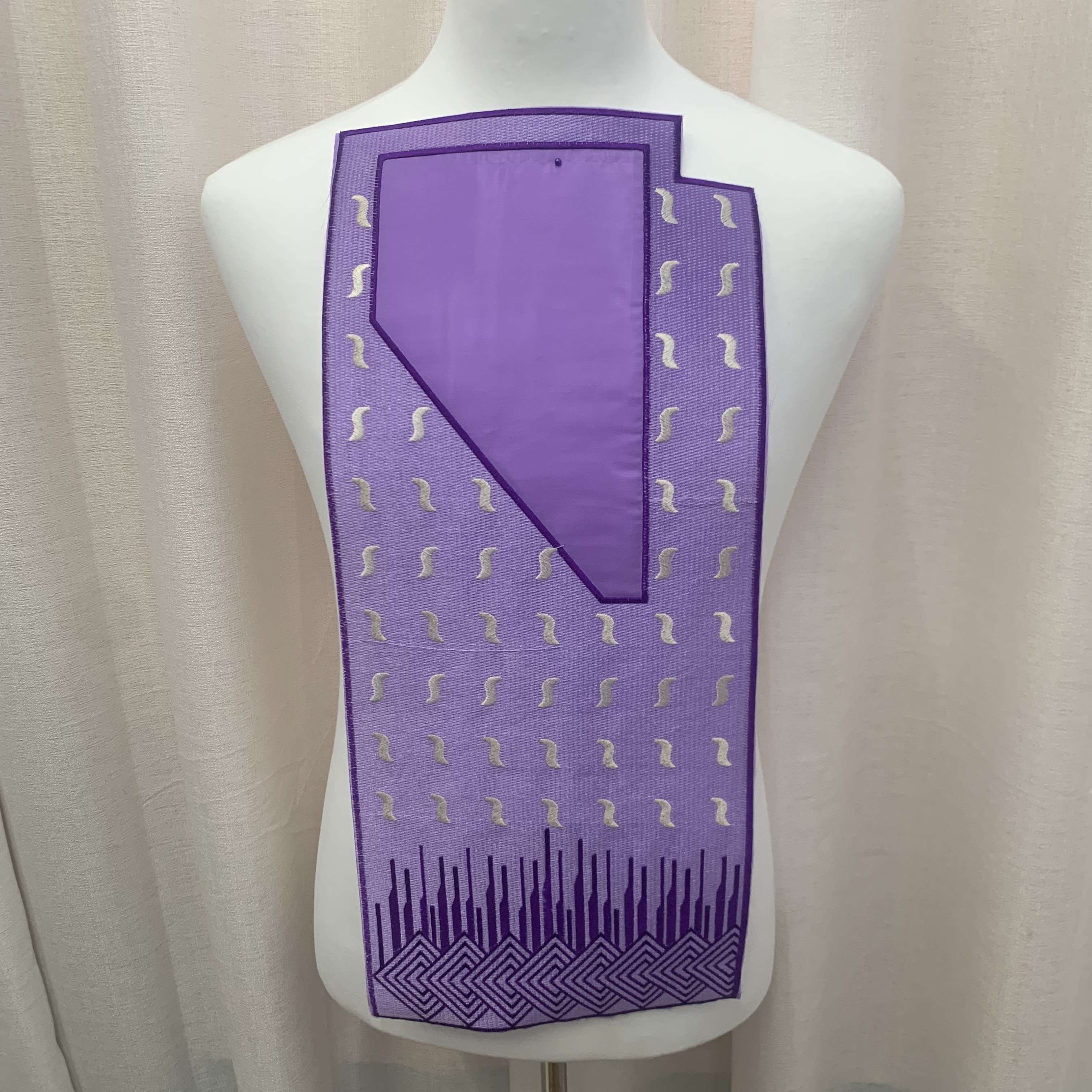 Fashionable and exquisite clothing accessories Specification image
