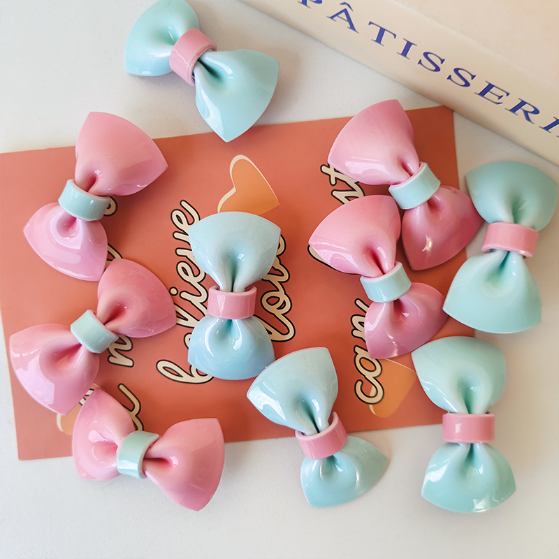 Korean-style cute bow gradient color hair clips, children's fashion and versatile side bangs hair clips, duckbill clips Item Picture