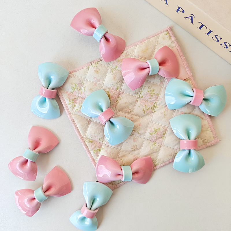 Korean-style cute bow gradient color hair clips, children's fashion and versatile side bangs hair clips, duckbill clips details Picture