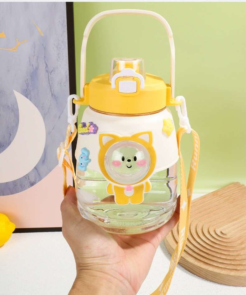 H164-HY090 Children's large-belted Cup Space Capsule Cartoon large-capacity sealed student water cup Portable and cute water cup detail image 9