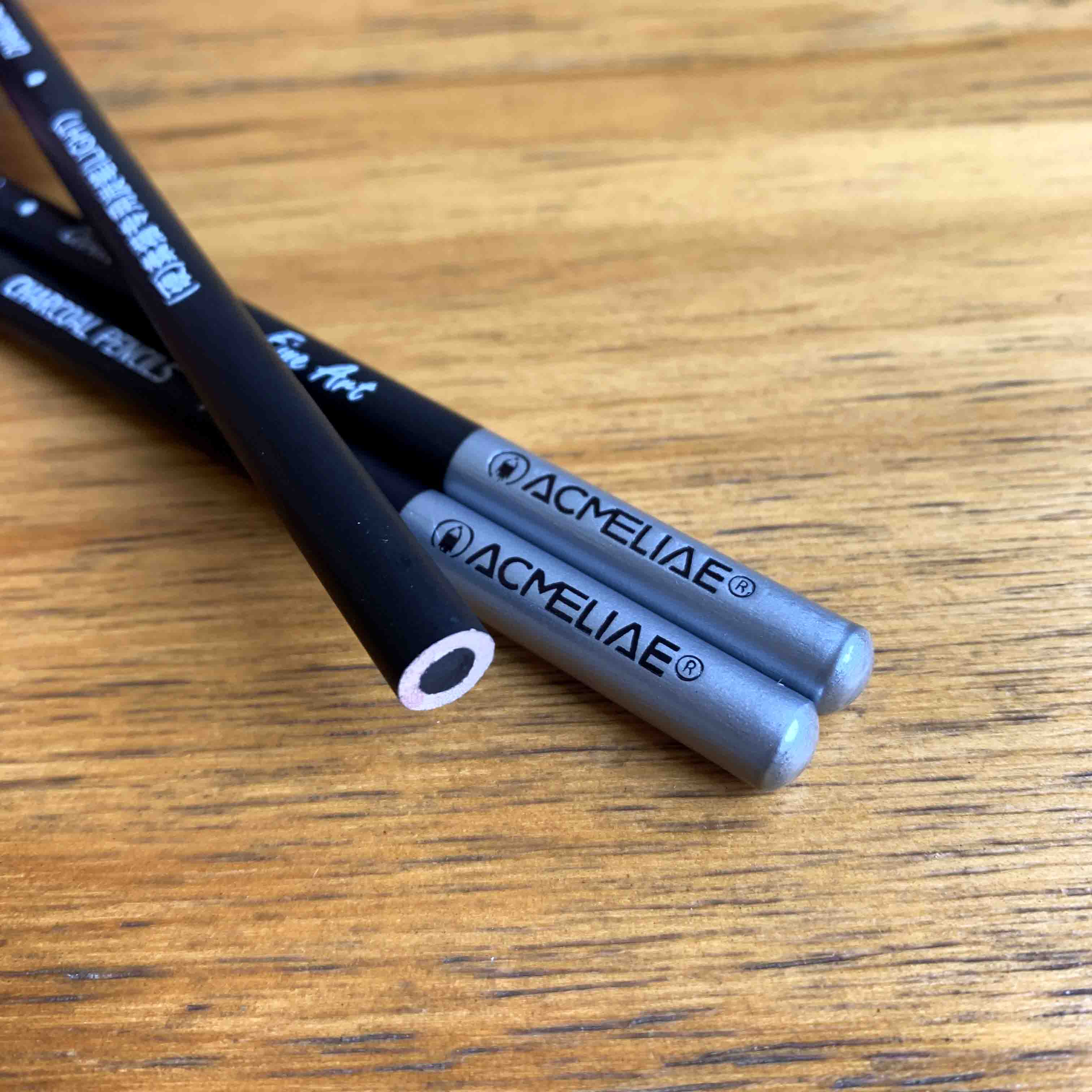 ACMELIAE Three Charcoal Pencils (Light/Medium/Dark) Specification drawing