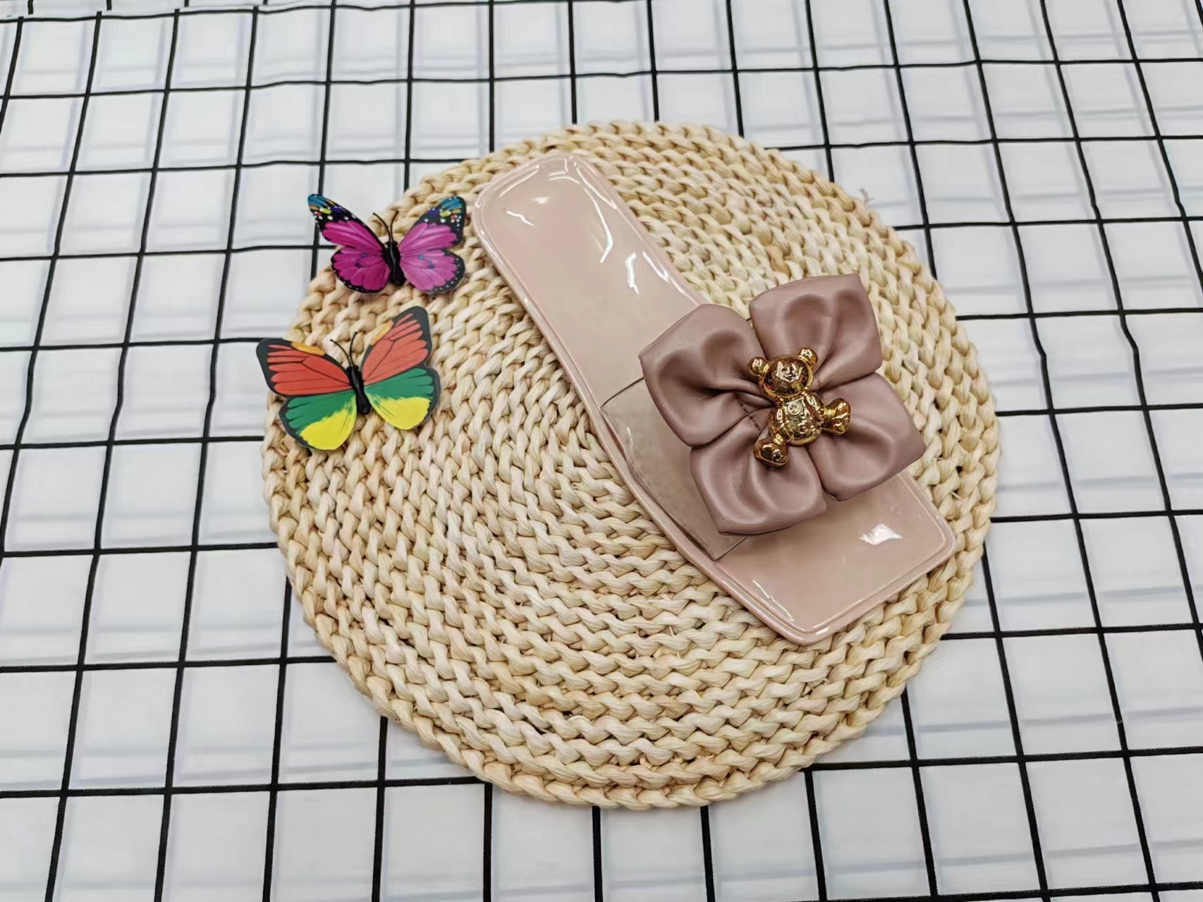 A cute little bear wearing flip-flops in summer fashion details Picture