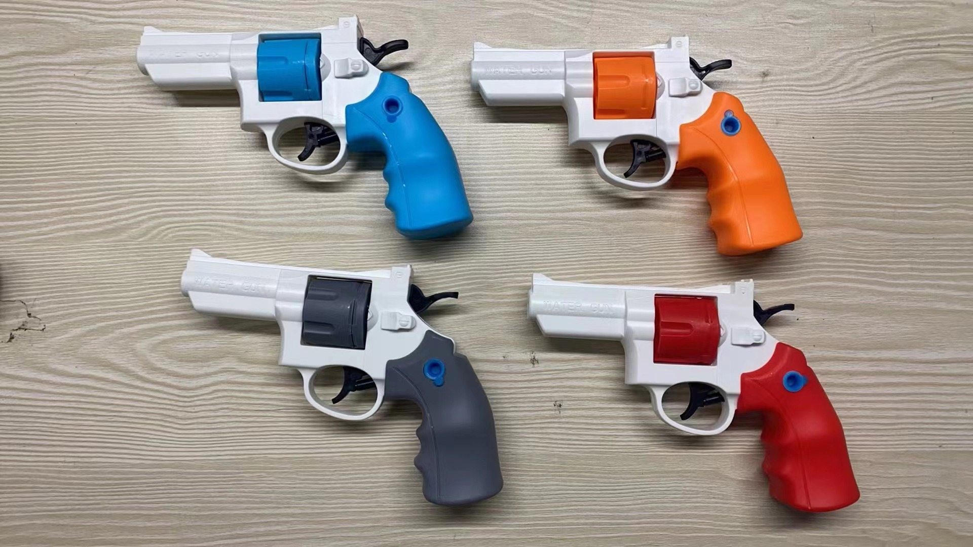 联动左轮小水枪 