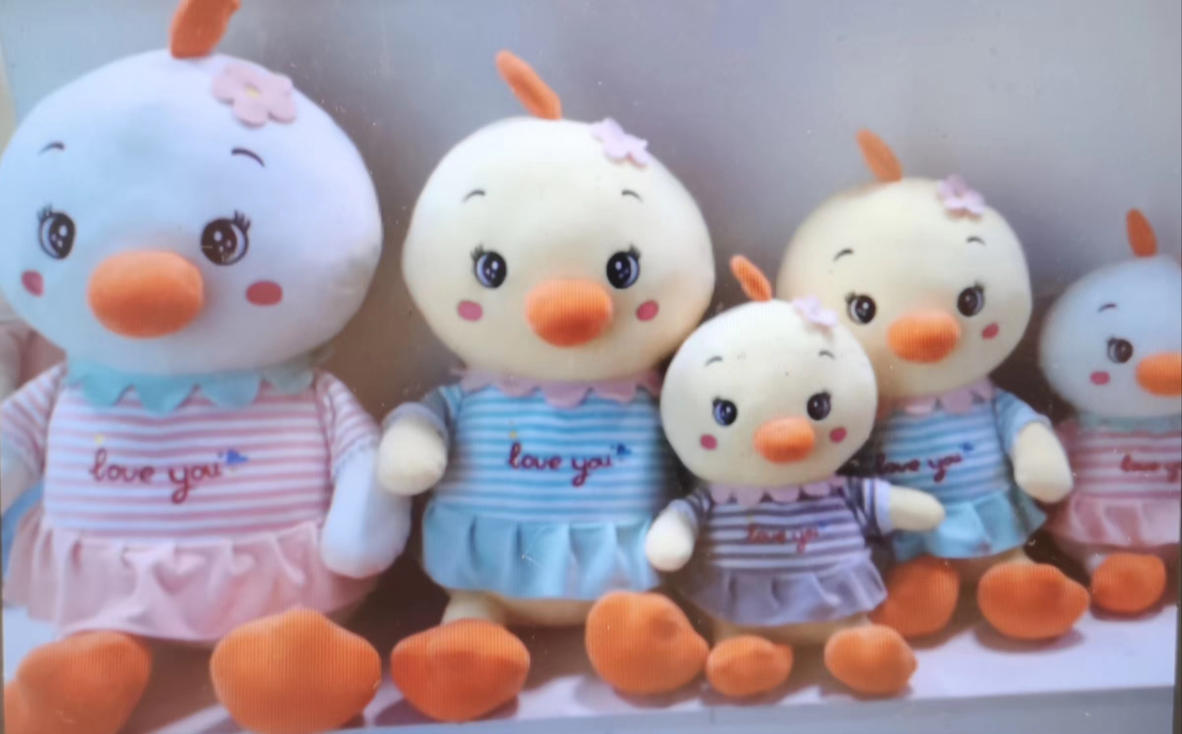 The mascot of the doll enterprise can be made into a plush toy, a cute chicken, a pillow, a gift, and a plush toy