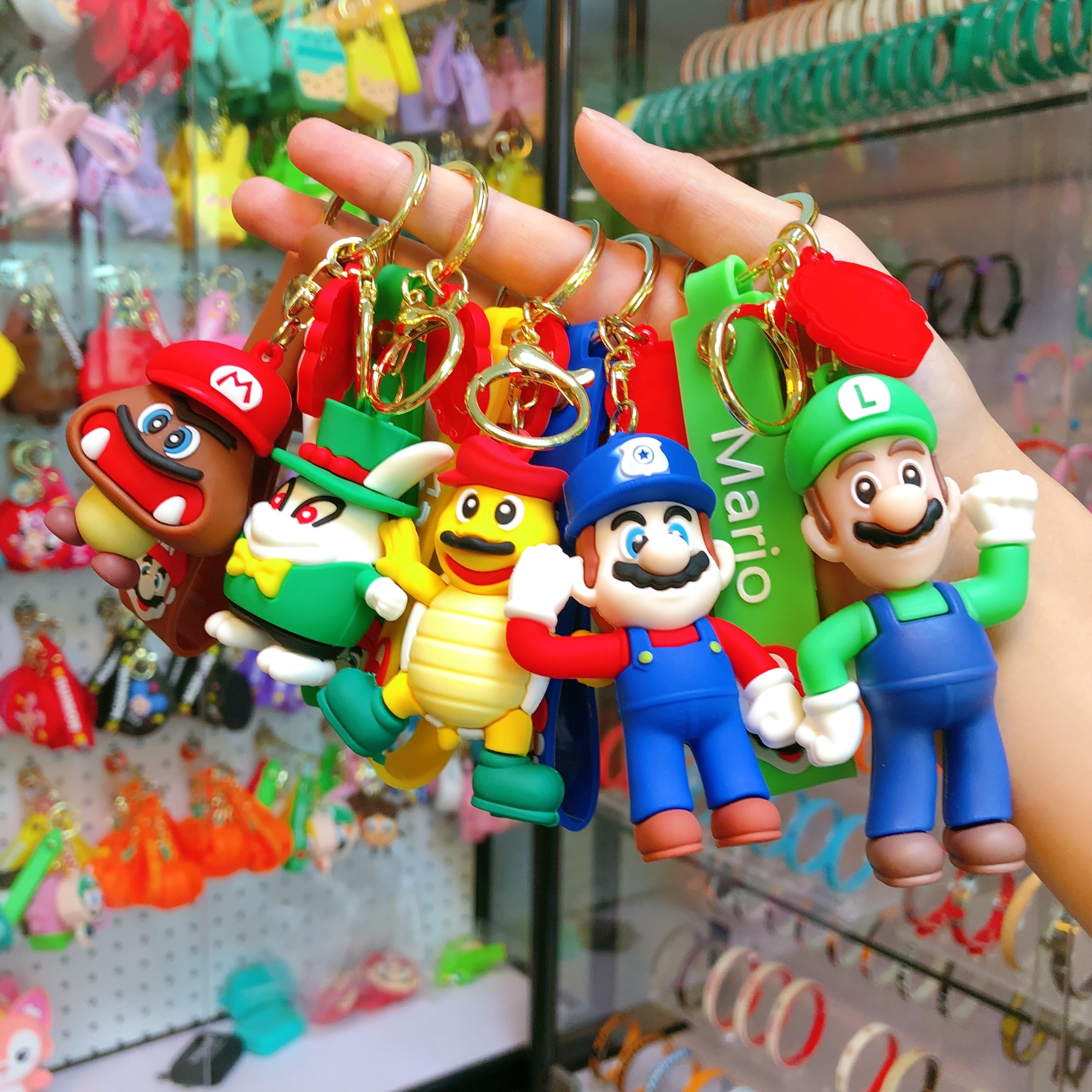Mario cute anime key chain, key rope, car key pendant, figurine, creative bag pendant, key chain