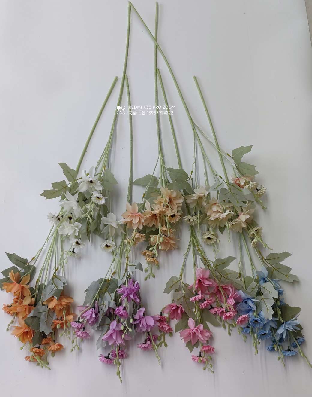 25 plastic oil paint vanilla leaves, wedding hall ceiling green plants, artificial grass, path flower rows, artificial flowers and artificial leaves Specification image