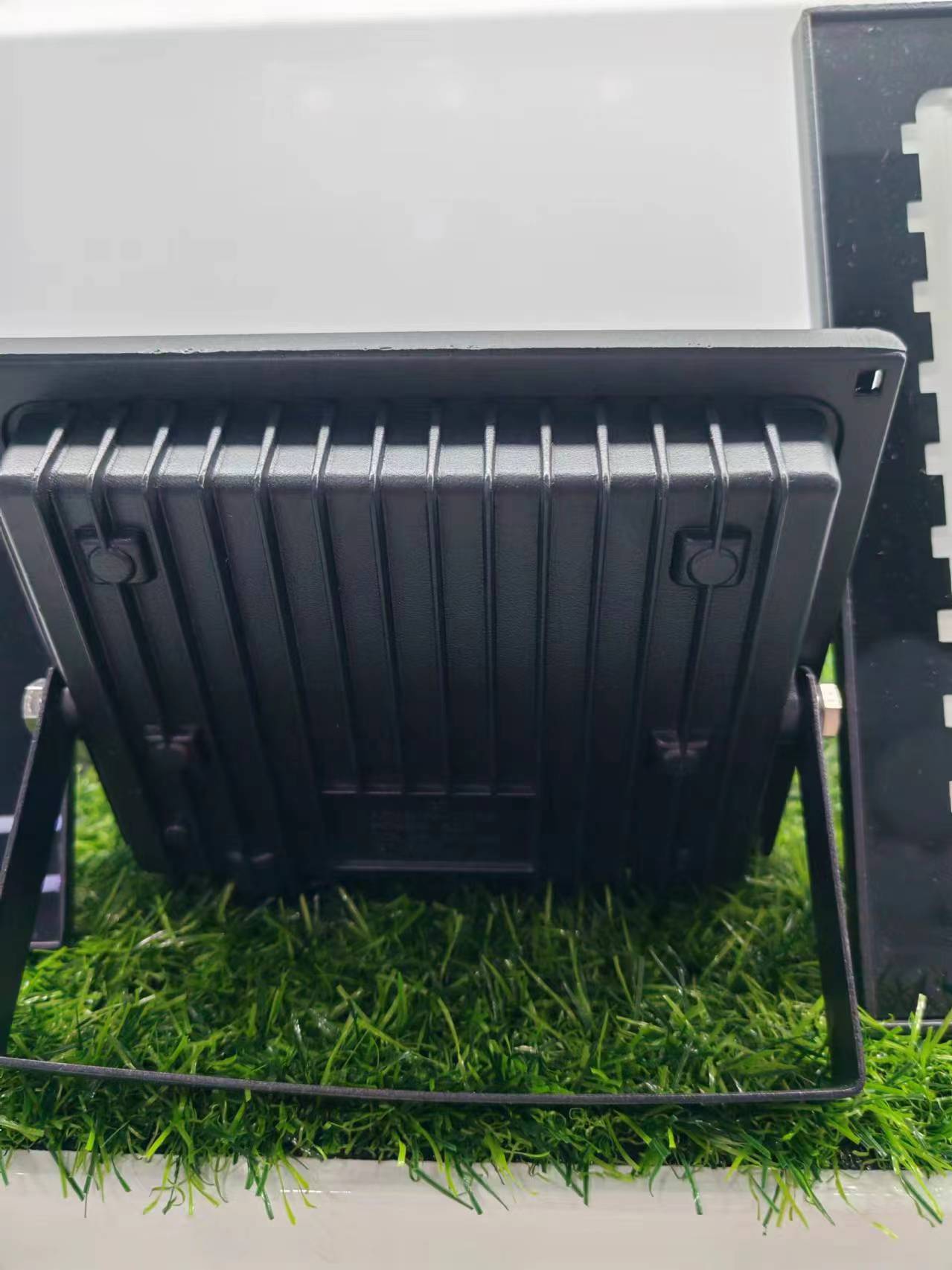 跨境热销迷你mini款投光灯50W 插电家用节能 工厂直销 防水乡村户外 Specification image