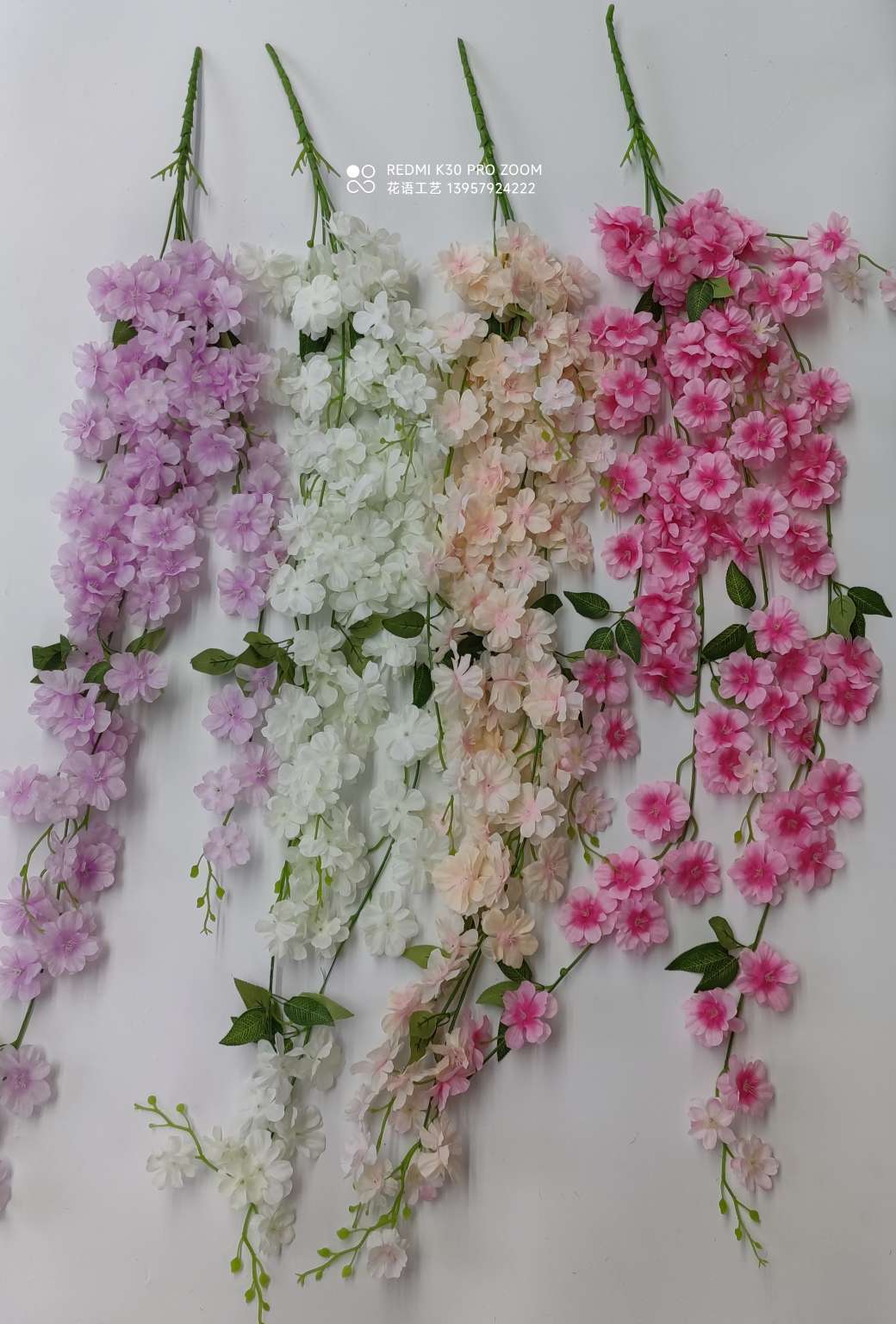 25 plastic oil paint vanilla leaves, wedding hall ceiling green plants, artificial grass, path flower rows, artificial flowers and artificial leaves detail image 2
