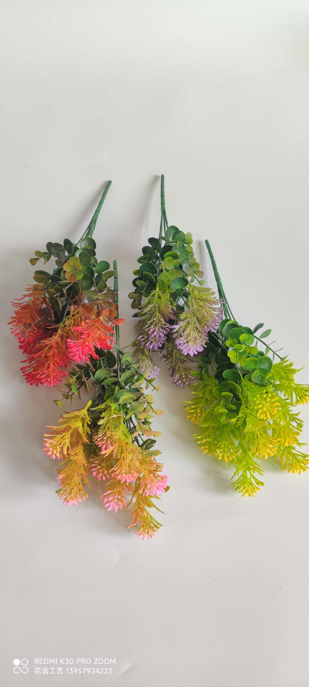 25 plastic oil paint vanilla leaves, wedding hall ceiling green plants, artificial grass, path flower rows, artificial flowers and artificial leaves detail image 9
