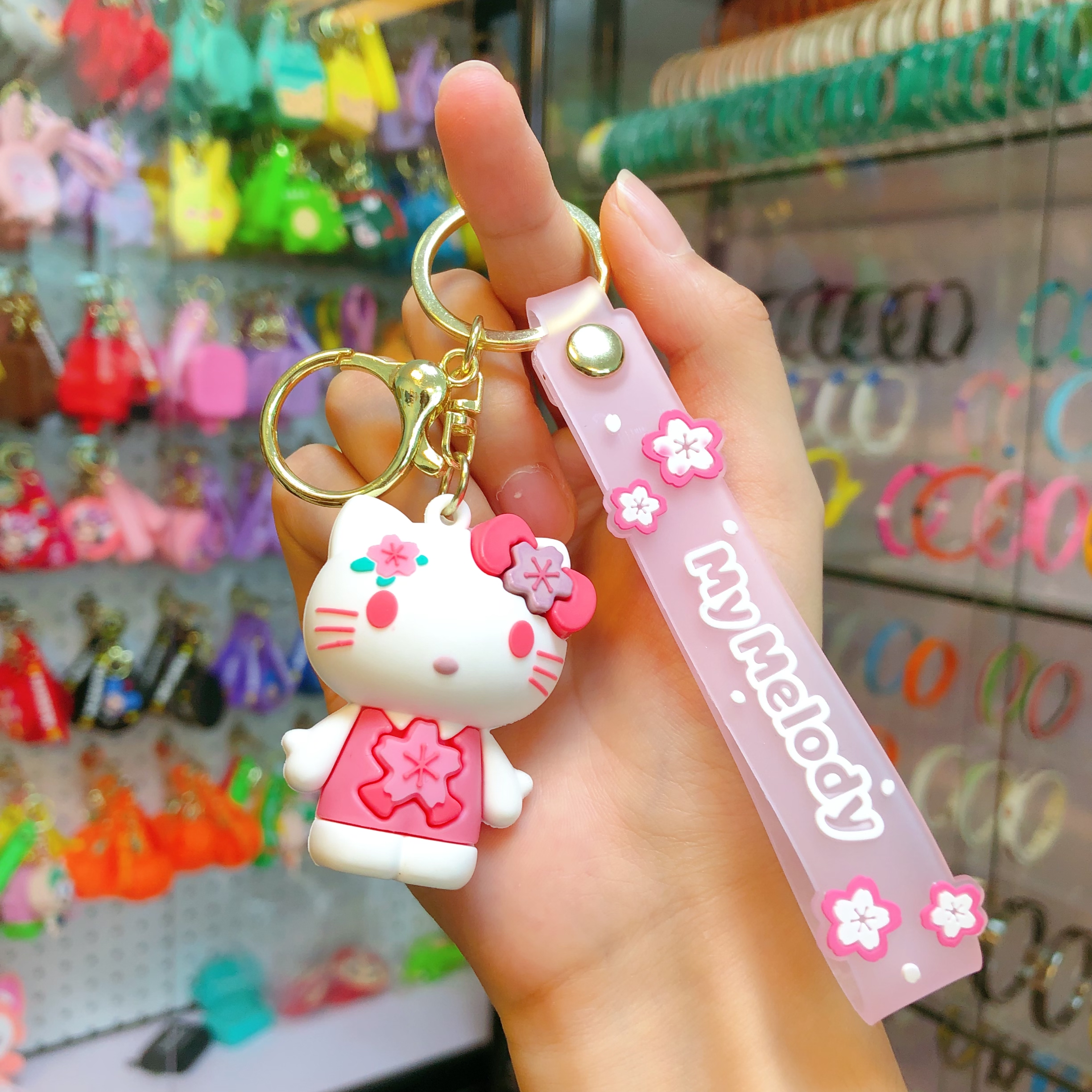 Sakura Sanrio Keychain Pendant Figurine Set, Pink Sakura Series Kuromi Laurel Dog Figurine Pendant Application Scenario
