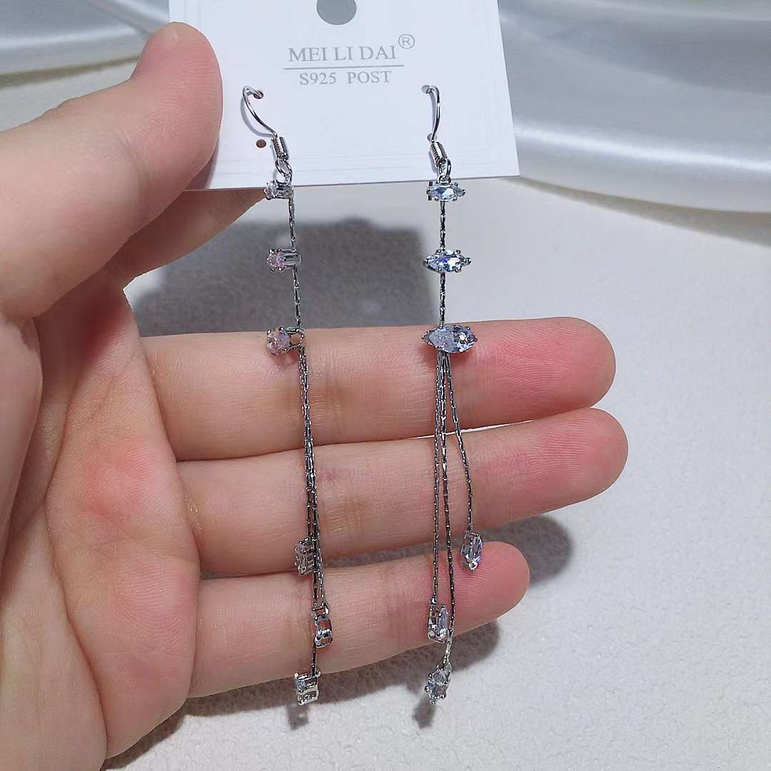 长款流苏锆石耳环女气质小众高级感耳饰