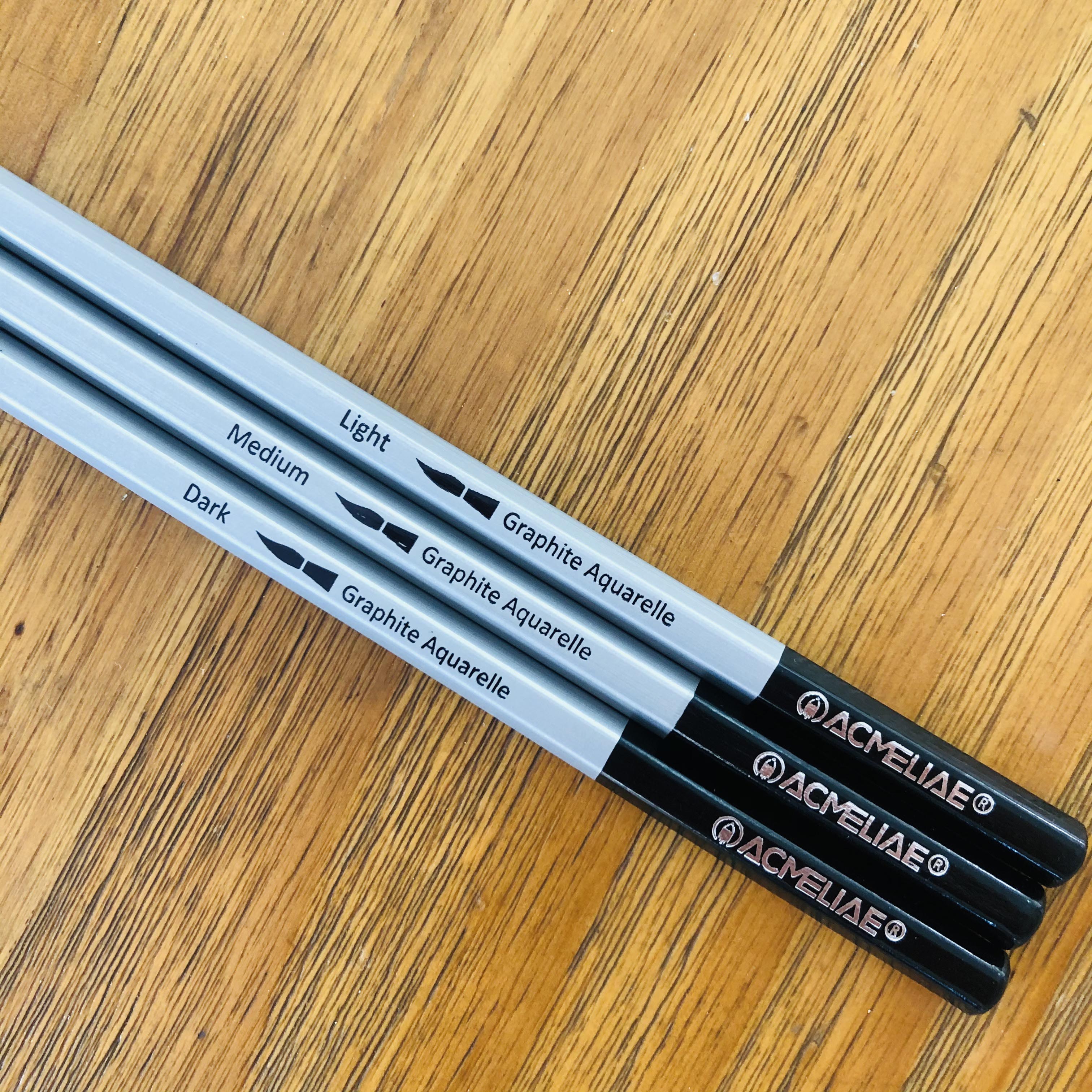 ACMELIAE 3 Graphite Aquarelle Pencils+1 Brush details Picture