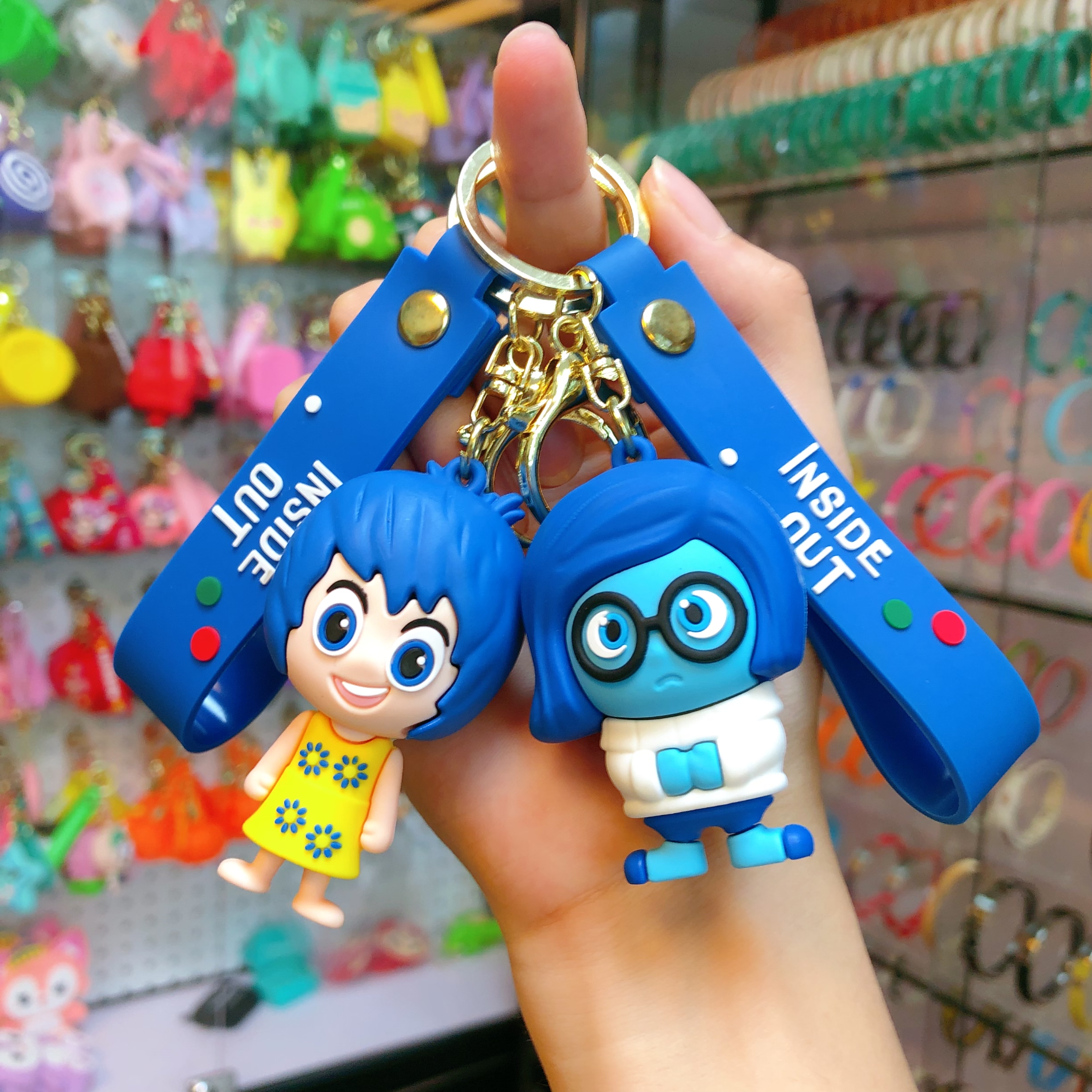 Cross-border brainsworker llavero de goma suave muñeca boney colgante de mochila llavero de coche pequeño regalo cross-border brainsworker llavero de goma suave muñeca boney colgante de mochila llavero de coche pequeño regalo Application Scenario