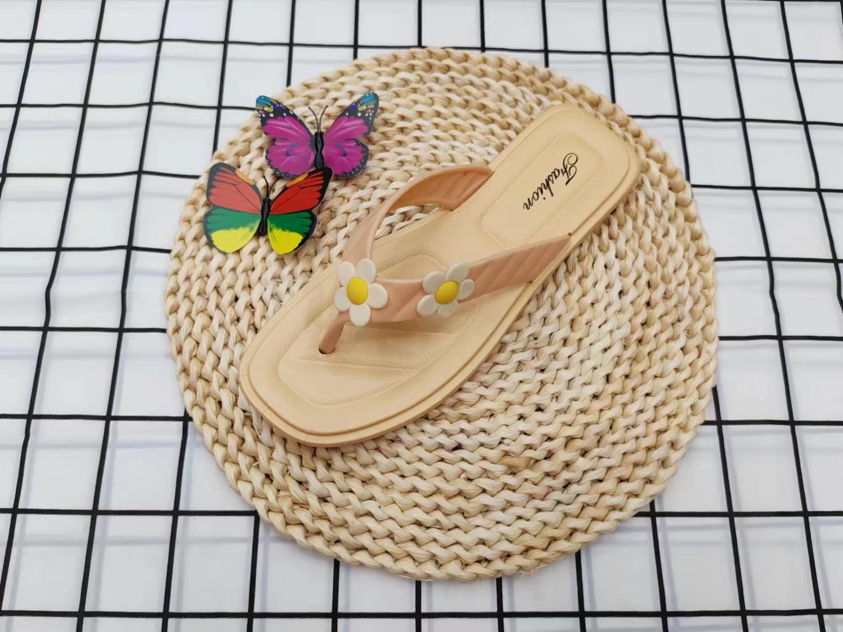 Moda de verano girasol clip fuera de los pies para usar zapatillas frescas details Picture