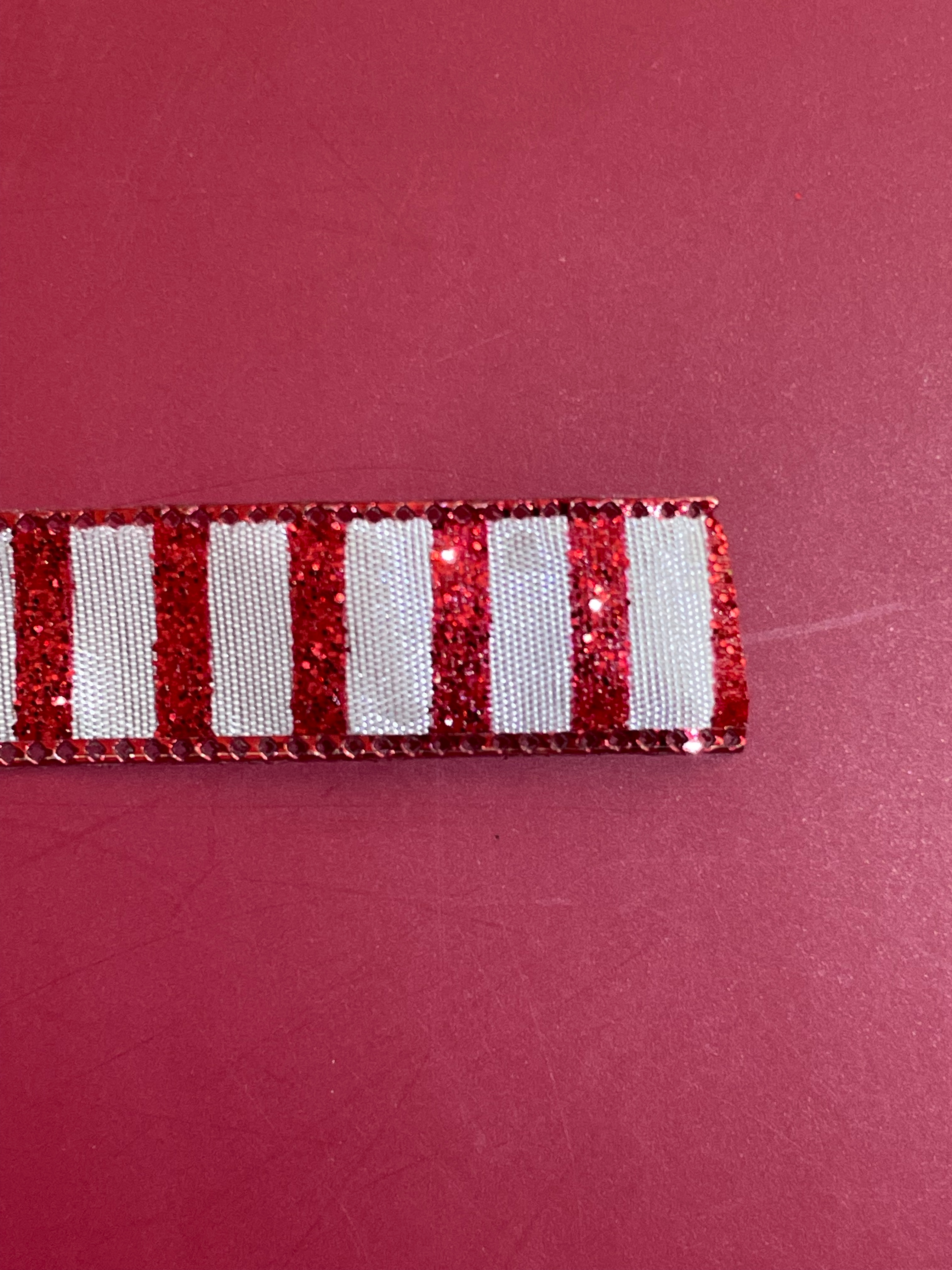 Item No. : 3004 Christmas Gift Packaging Decoration DIY Red Onion Fine horizontal stripe printing # Red and White 1.6cm Christmas Tree Christmas Daily Necessities details Picture