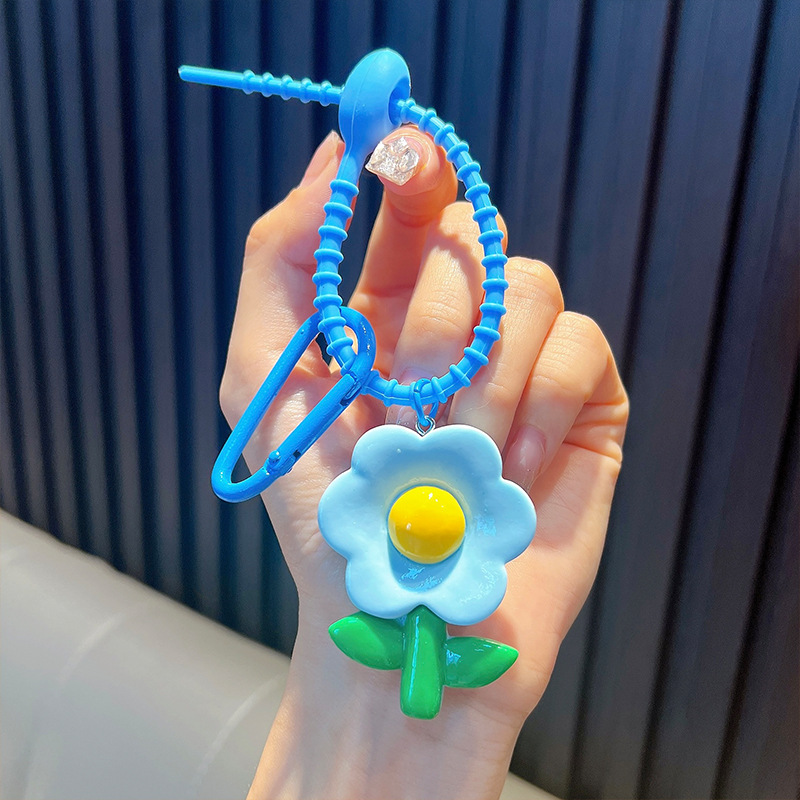 ins树脂花朵钥匙扣创意个性，链条硅胶绳包包挂件时尚车钥匙链详情图6