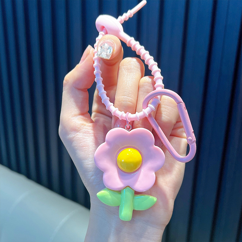 ins树脂花朵钥匙扣创意个性，链条硅胶绳包包挂件时尚车钥匙链产品图