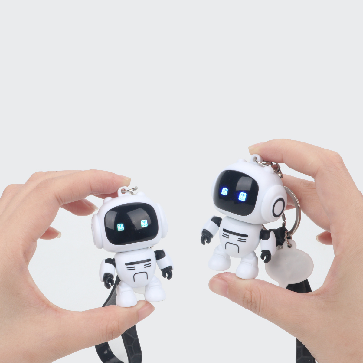 原创解压机器人钥匙扣挂件立体发光公仔 汽车钥匙扣学生背包链节日小礼品详情6