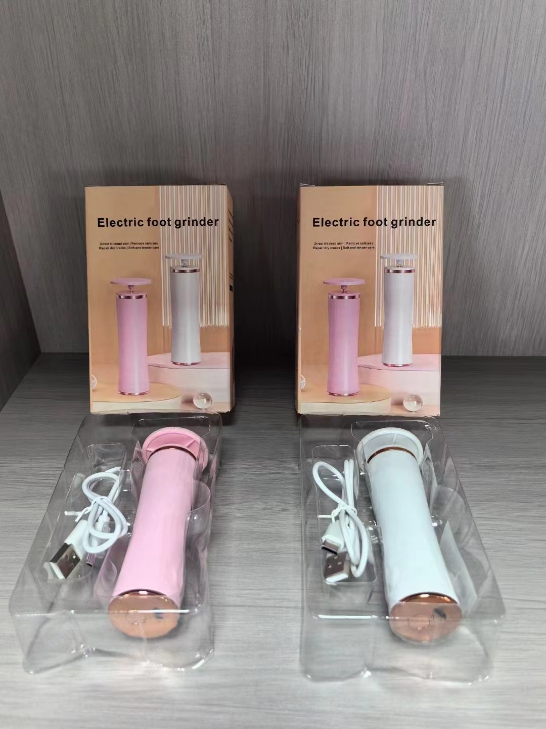 Mini electric foot scrubber, electric pedicure set, a foot care tool for dermabrasion and dead skin removal. Say goodbye to rough foot skin easily details Picture