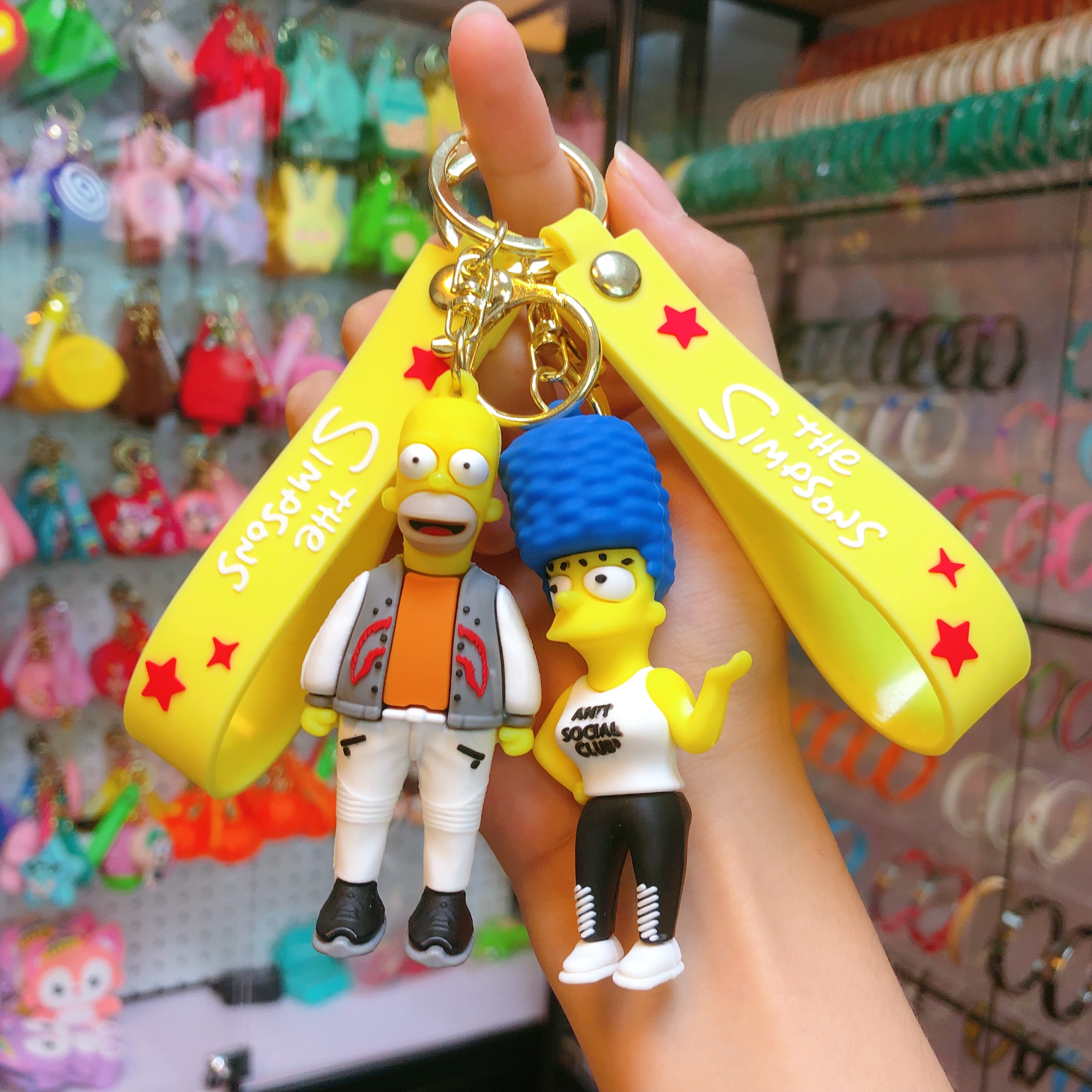 Simpson cartoon key chain dolls, cute couple pendants, small trinkets, plush toys, bag pendants, car key chains Specification image