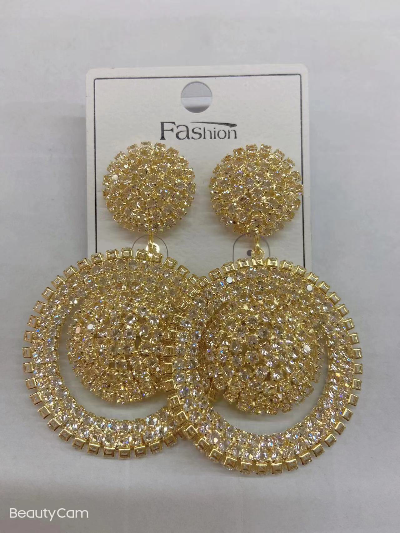 Bare diamond earrings detail image 2