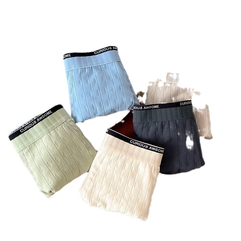 Baby cotton comfortable and skin-friendly men's four-corner pants that cover the buttocks without sticking, all-cotton breathable men's four-corner pants Item Picture